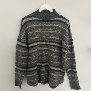 american eagle sweater